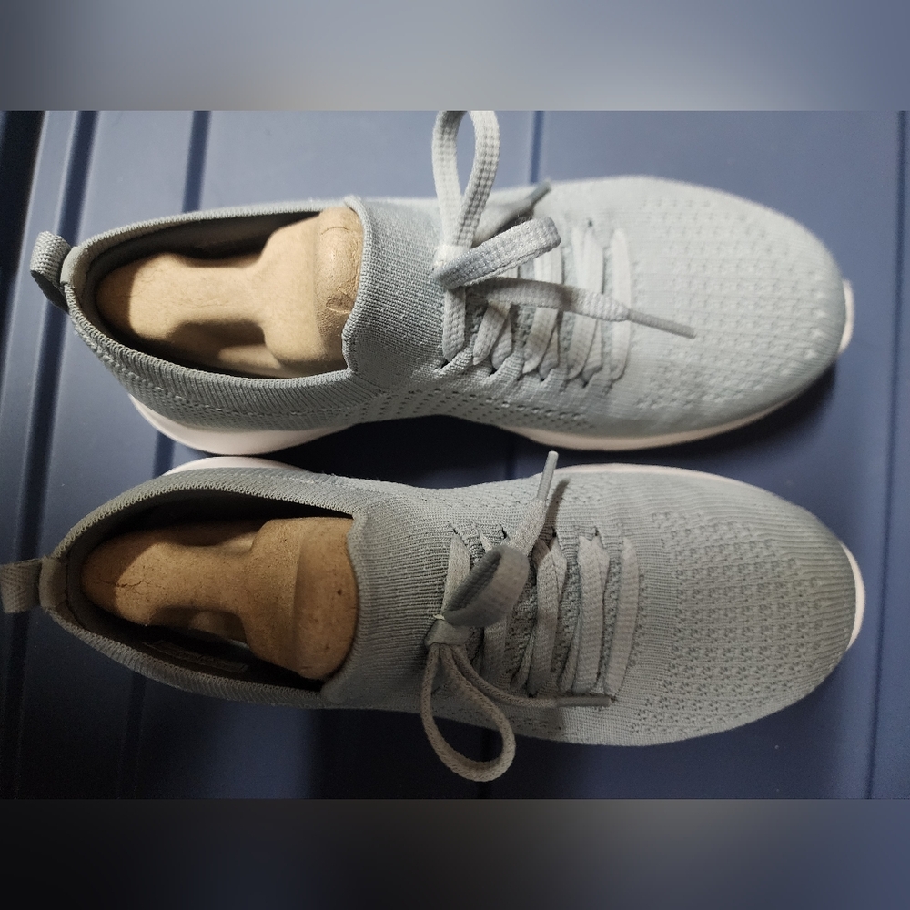 Skechers Gray Knit Sneakers
